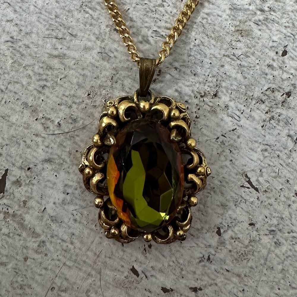 Vintage Regency Revival Watermelon Rivoli 60s Necklace